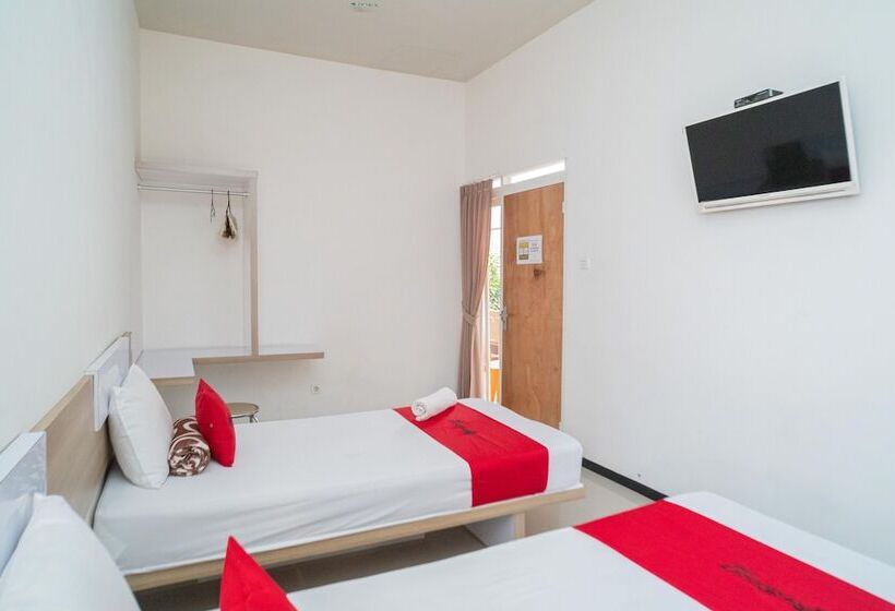 酒店 Reddoorz Syariah Near Transmart Mx Malang