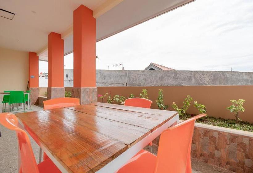 酒店 Reddoorz Syariah @ Panglima Polem Aceh