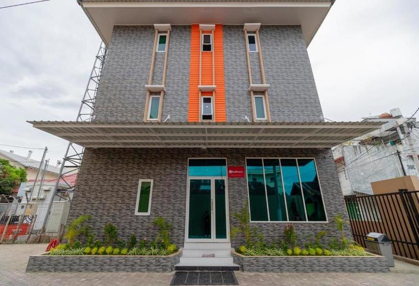 فندق Reddoorz Syariah @ Panglima Polem Aceh