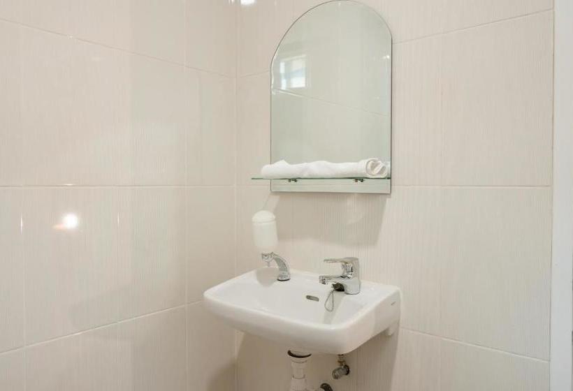 酒店 Reddoorz Syariah @ Panglima Polem Aceh