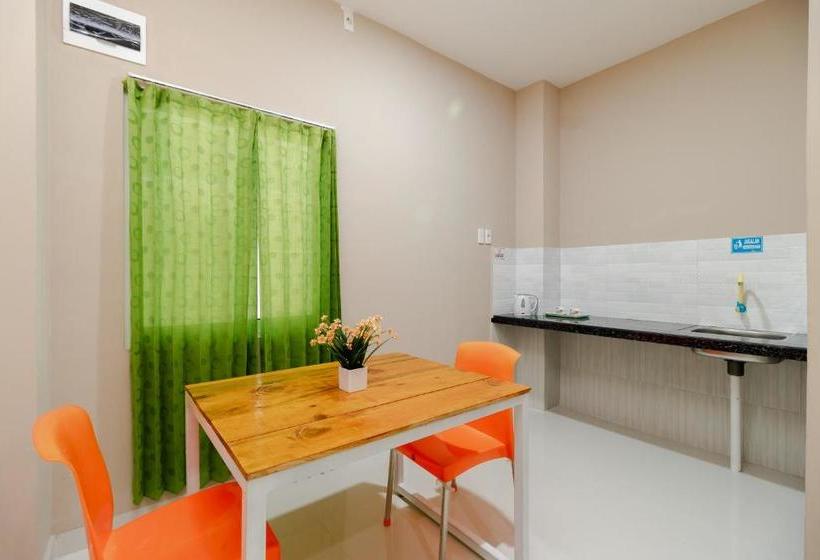 酒店 Reddoorz Syariah @ Panglima Polem Aceh