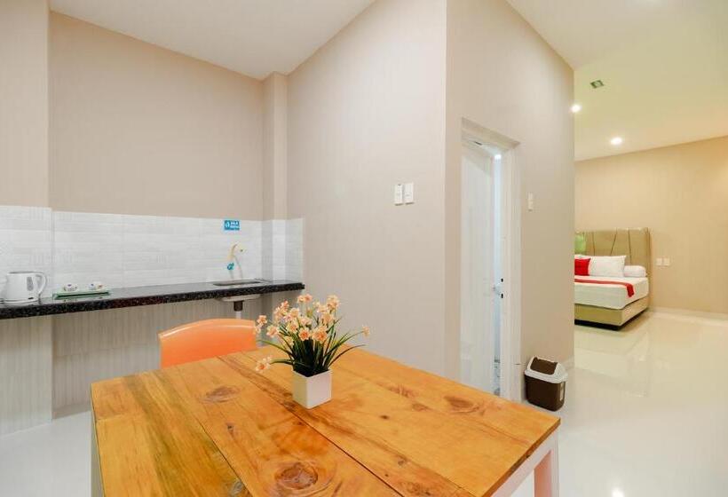 酒店 Reddoorz Syariah @ Panglima Polem Aceh