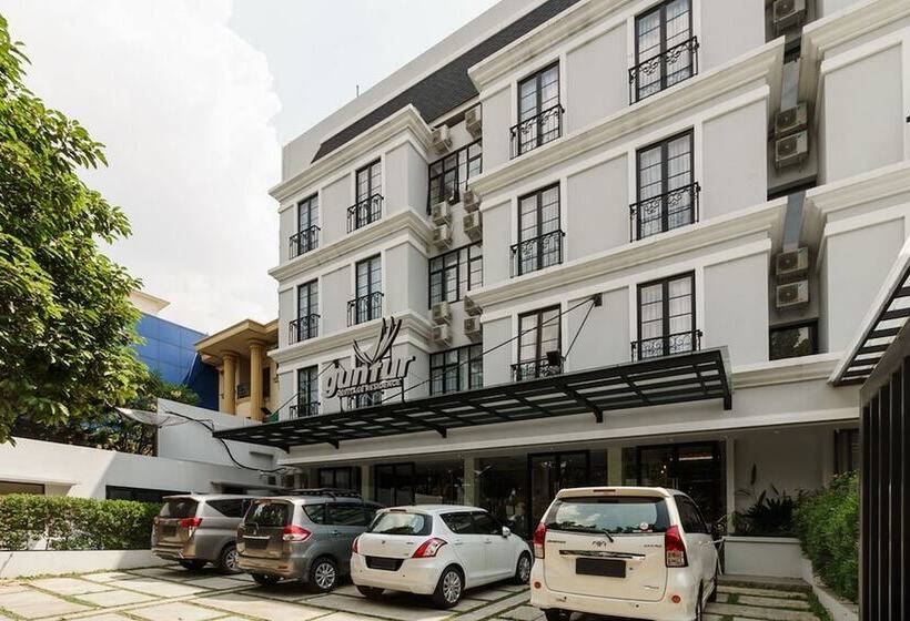 هتل Residences By Reddoorz @ Guntur Raya Setiabudi