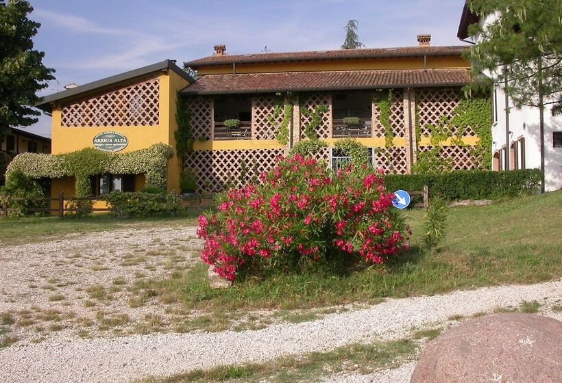 בית מלון כפרי Arriga Alta