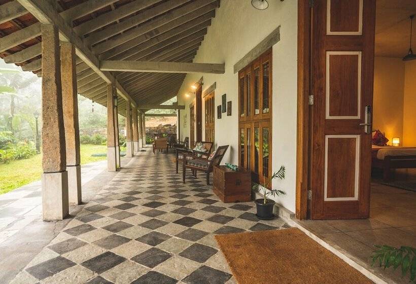 בית מלון כפרי Shambala Yercaud