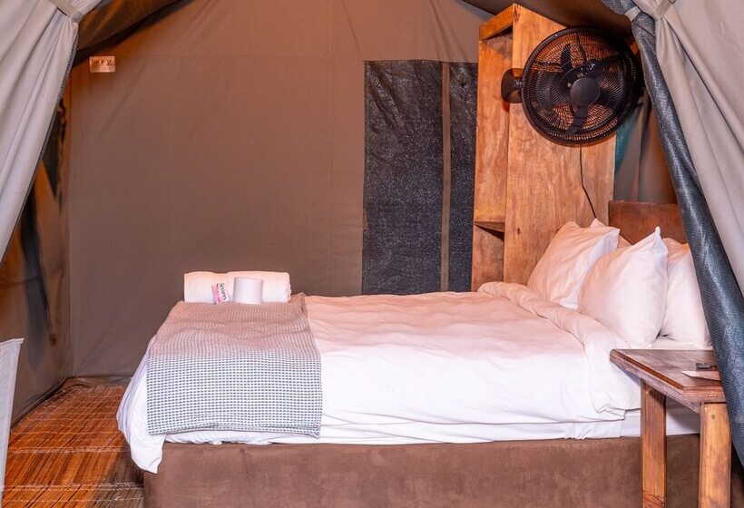 בית מלון כפרי Sky Island Resort