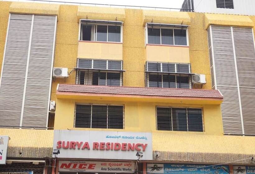 בית מלון כפרי Surya Residency Majestic