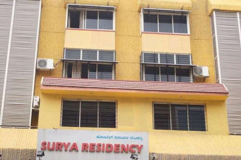 בית מלון כפרי Surya Residency Majestic