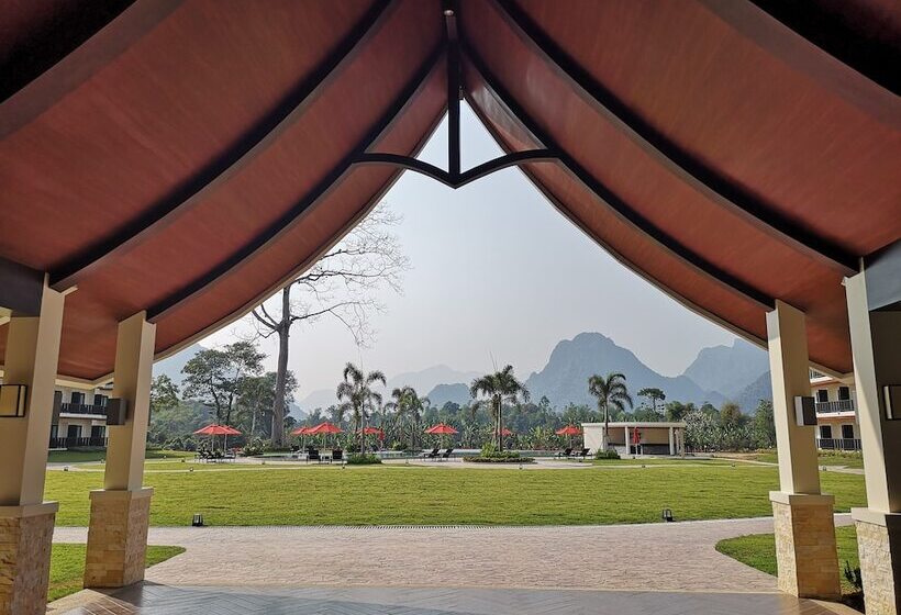 هتل Tmark Resort Vang Vieng