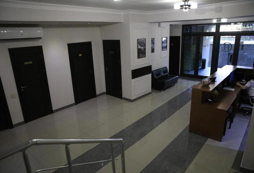 호텔 Yerevan Centre