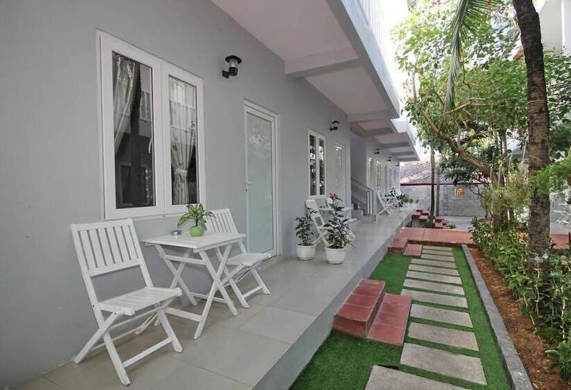 Nu Cuoi Mui Ne Hotel & Restaurant