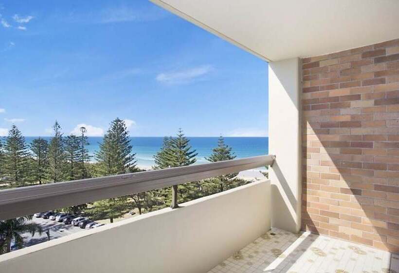 Oceania Beachside Holiday Apartments