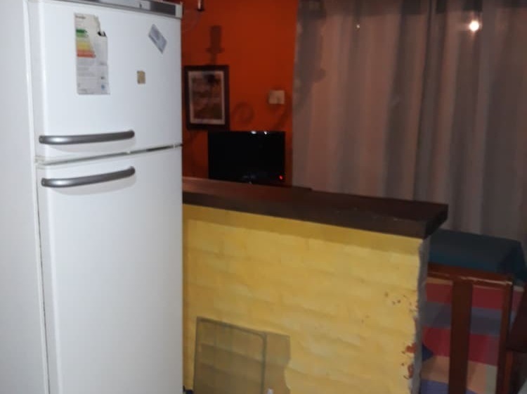 پانسیون Ariana