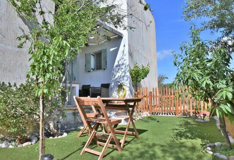 بنسيون Avra Milos