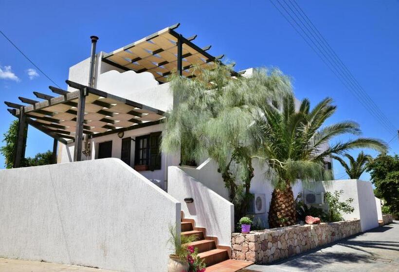 بنسيون Avra Milos