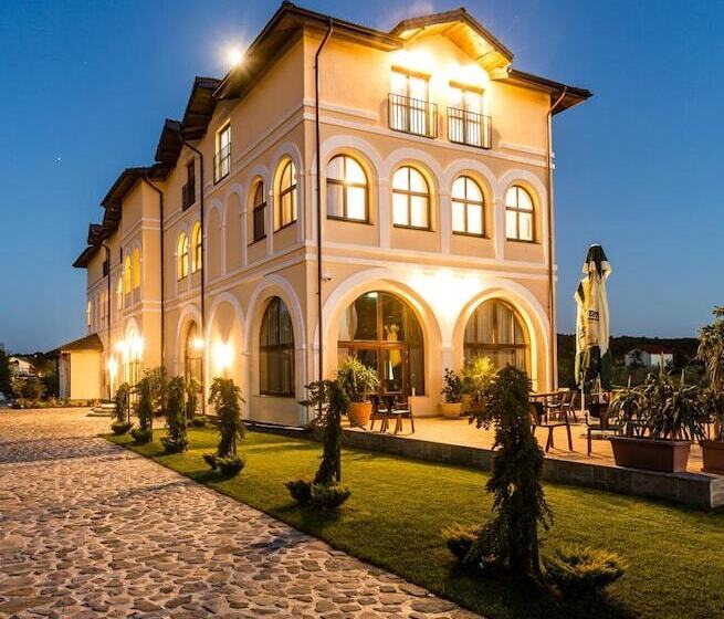 بنسيون Country Spa Retreat