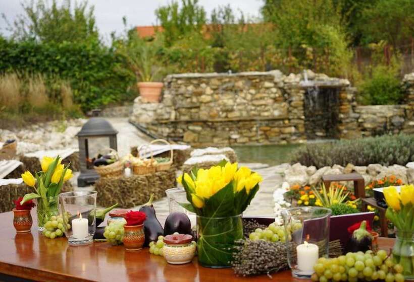 פנסיון Country Spa Retreat