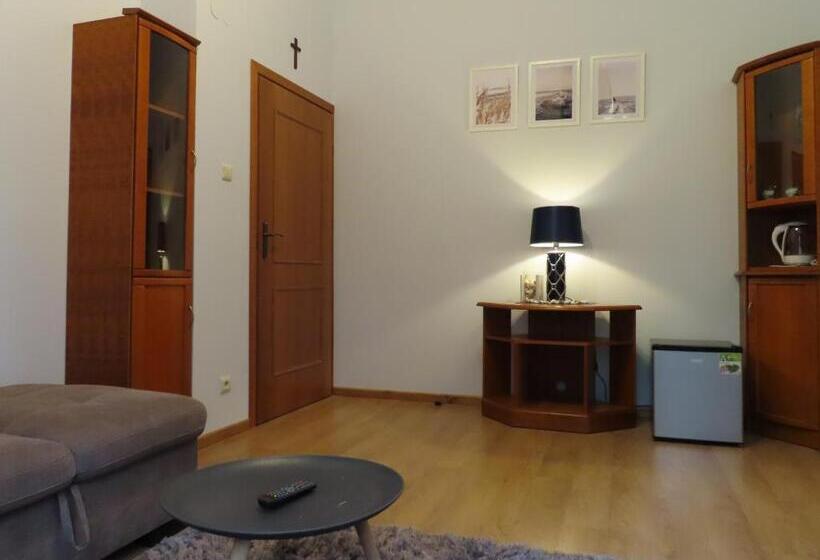 ペンション Dobry Zakątek Dom Rekolekcyjny