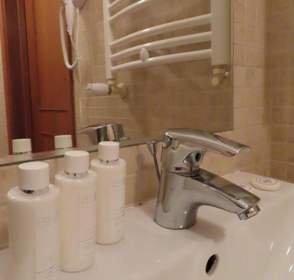 ペンション Dobry Zakątek Dom Rekolekcyjny