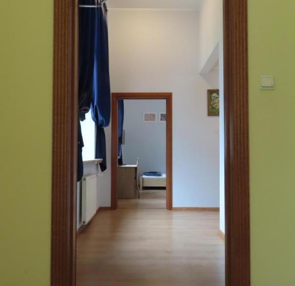 ペンション Dobry Zakątek Dom Rekolekcyjny