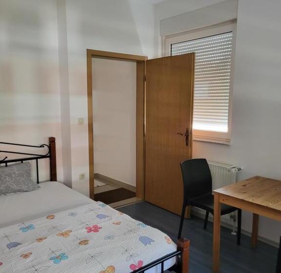 بنسيون Guest House Talas