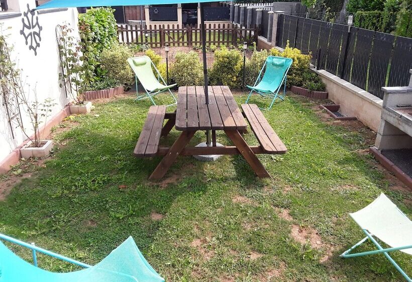 Пансион L Amarante Chambres D Hôtes Villefranche De Panat