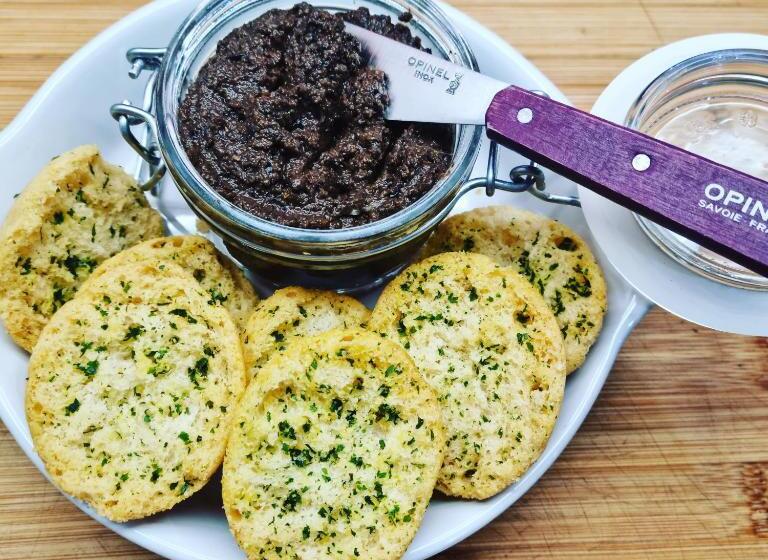 بنسيون L Eden Provencal