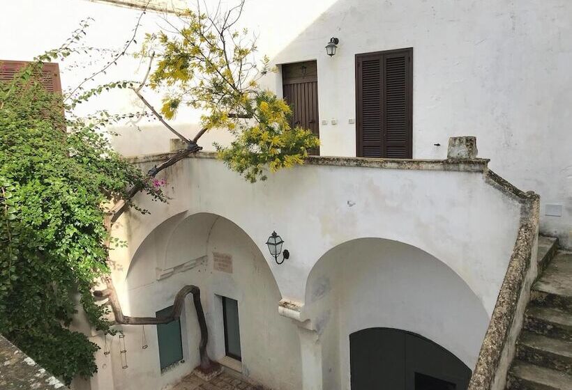 Пансион La Corte Dei Mille