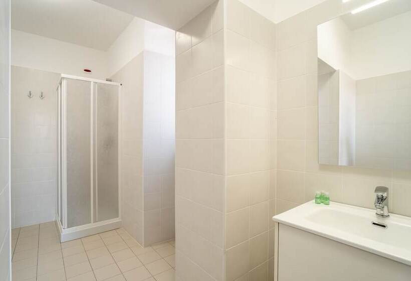 פנסיון Minerva Monks Inn