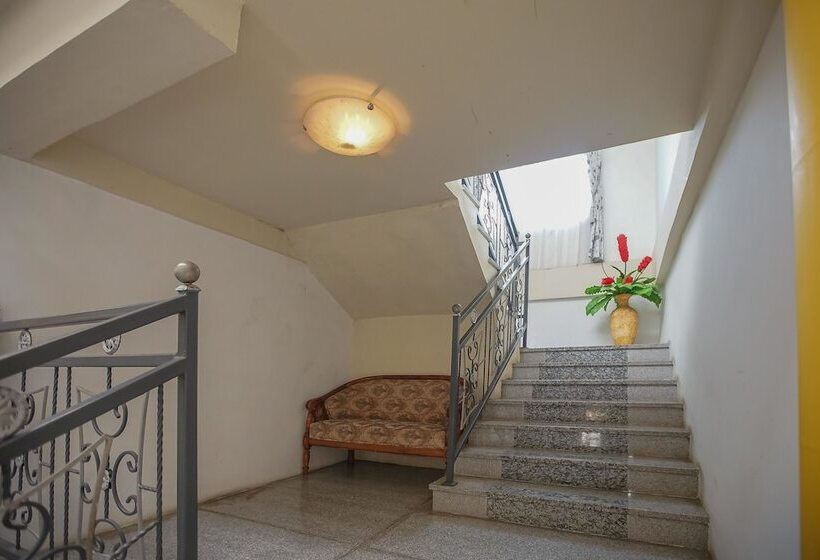 Пансион Reddoorz Syariah Near Museum Lambung Mangkurat 2