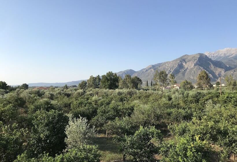 פנסיון Taygetos