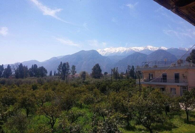 פנסיון Taygetos