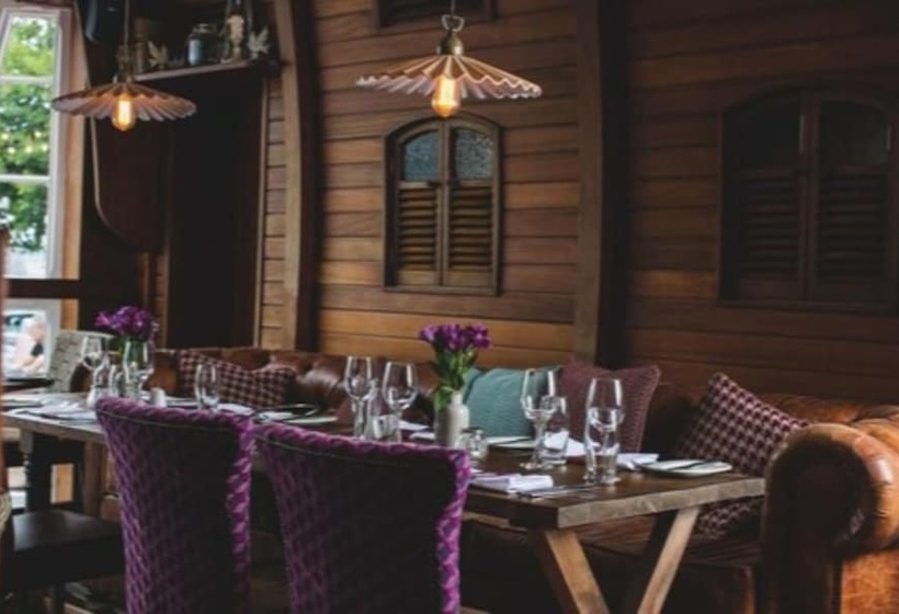 膳宿费 The Old Courthouse Inn