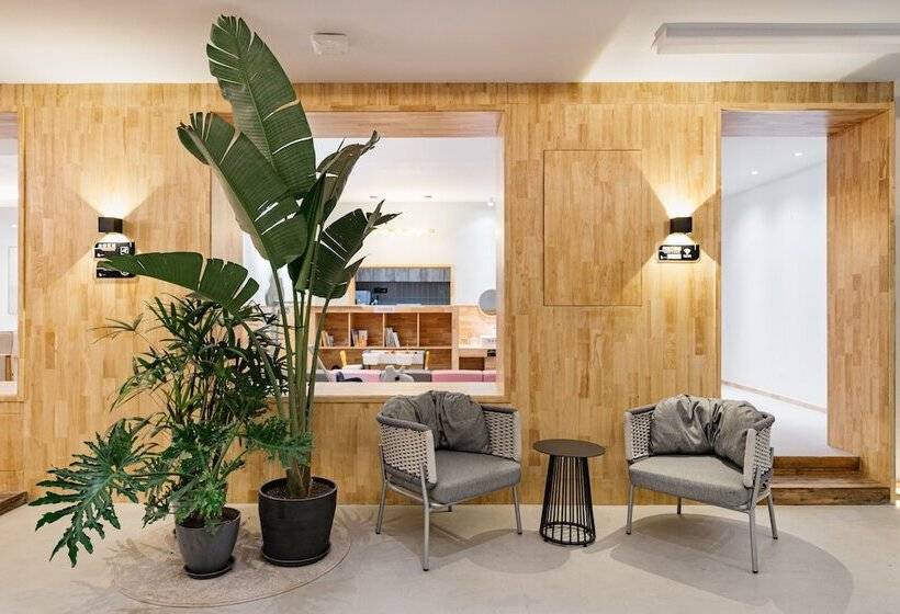 Пансион Vinawhisper Boutique