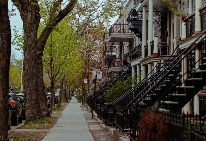 호스텔 Pied A Terre Mont Royal