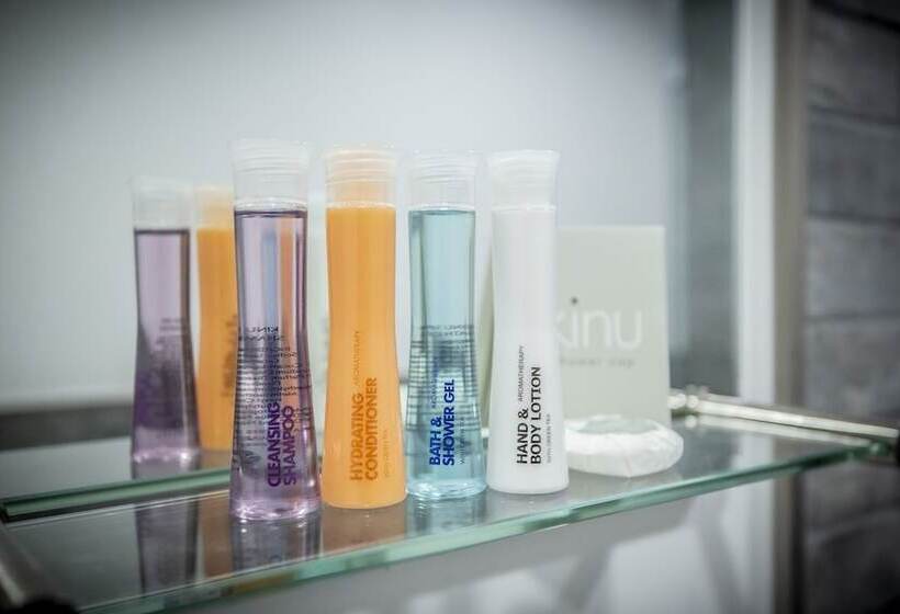 The George Wright Boutique Hotel, Bar & Restaurant