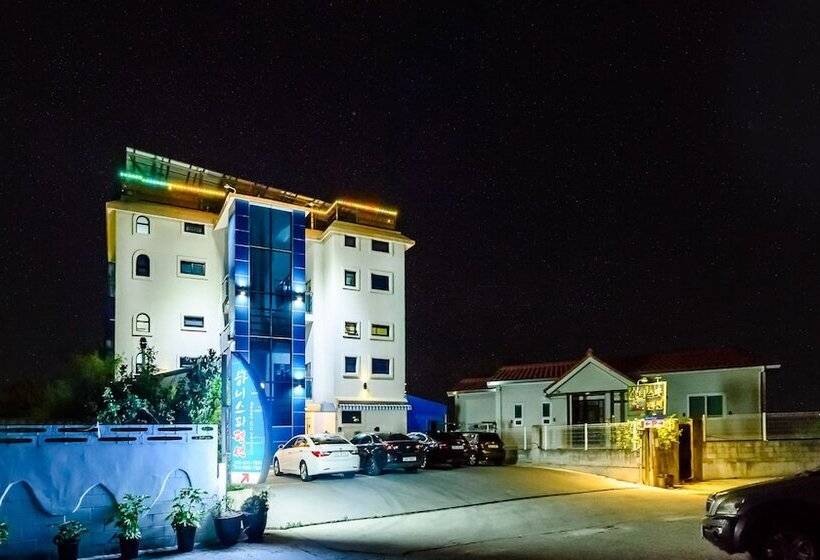 Tongyeong Honey Spa Pension