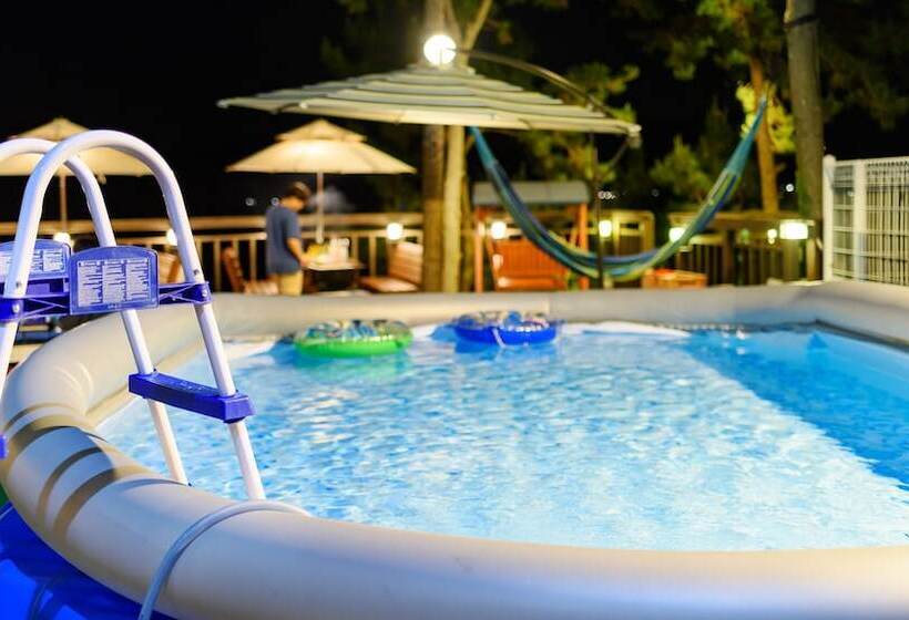 Tongyeong Honey Spa Pension