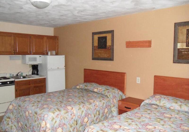 Driftwood Beach Motel