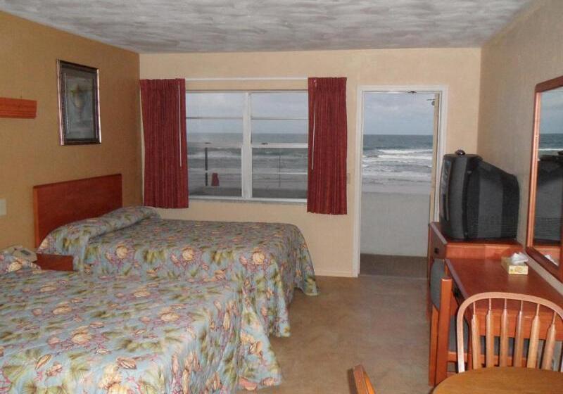 Driftwood Beach Motel