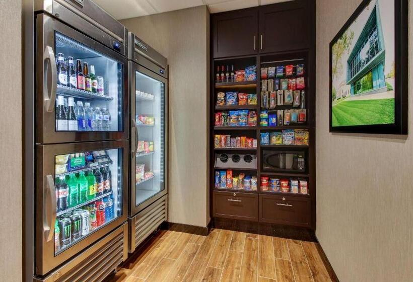 Drury Plaza Hotel Savannah Pooler