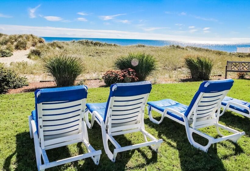 Edgewater Beach Resort