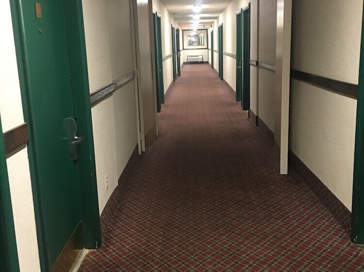 A Victory Hotel   Southfield