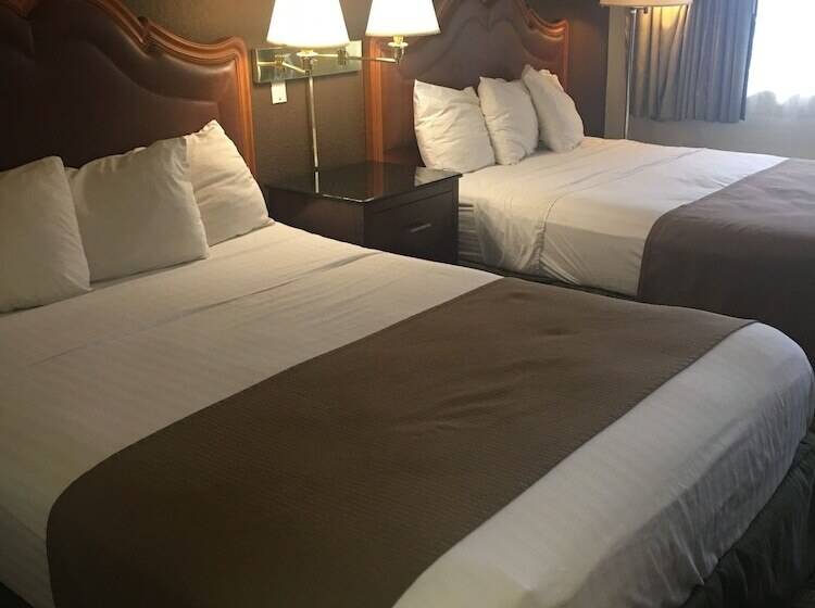 A Victory Hotel   Southfield