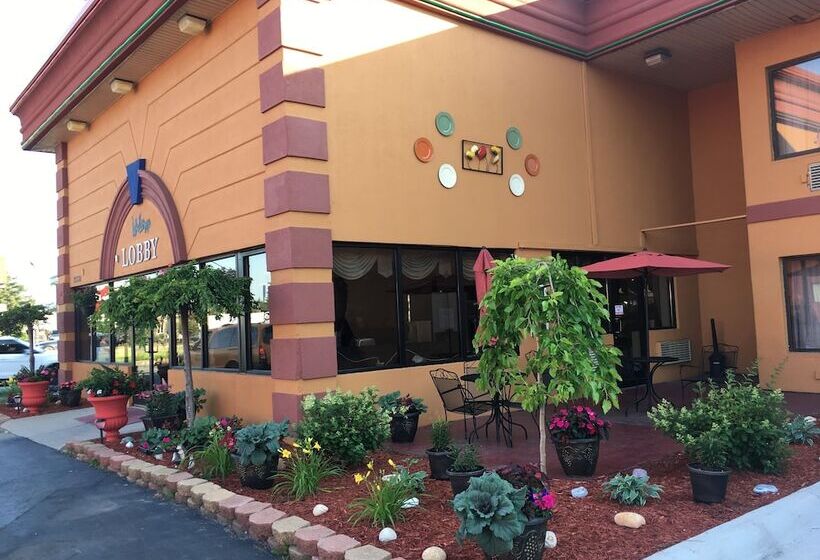 فندق A Victory Inn  West Dearborn