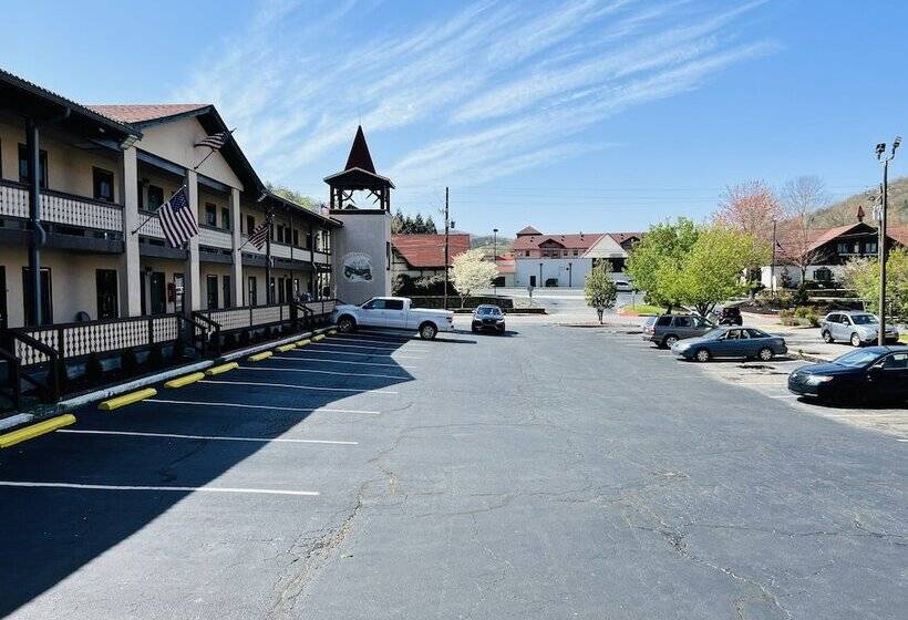 فندق Alpine Valley Inn