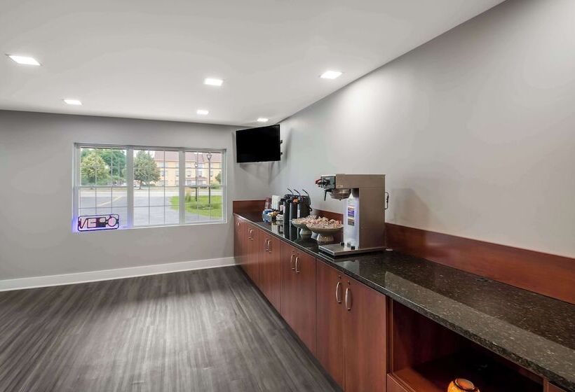 בית מלון כפרי Americas Best Value Inn Farmington