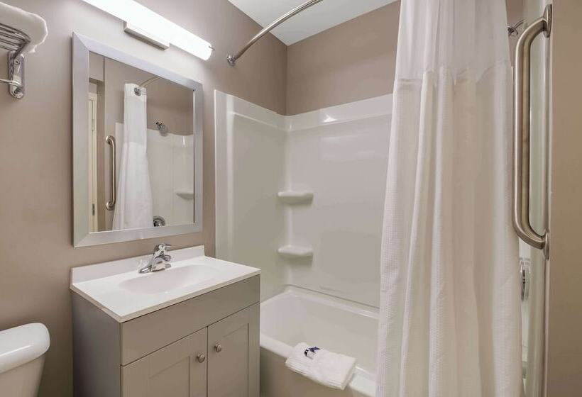 בית מלון כפרי Americas Best Value Inn Farmington