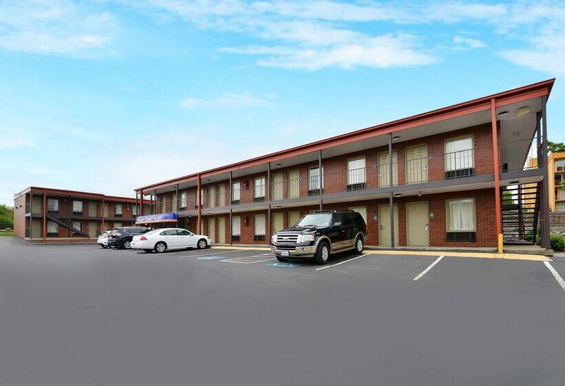 هتل Americas Best Value Inn Near Downtown Nashville