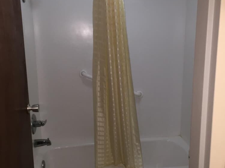 فندق Budget Inn Norman